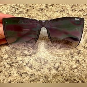 NEW Quay women’s sunglasses